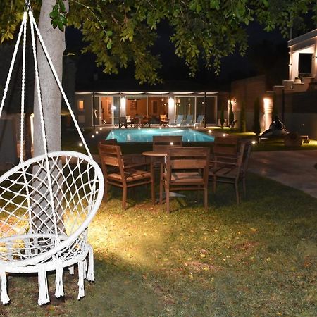 Sunlit Pool House Villa Posidhonia  ภายนอก รูปภาพ