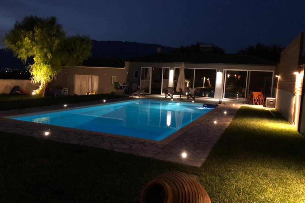 Sunlit Pool House Villa Posidhonia  ภายนอก รูปภาพ